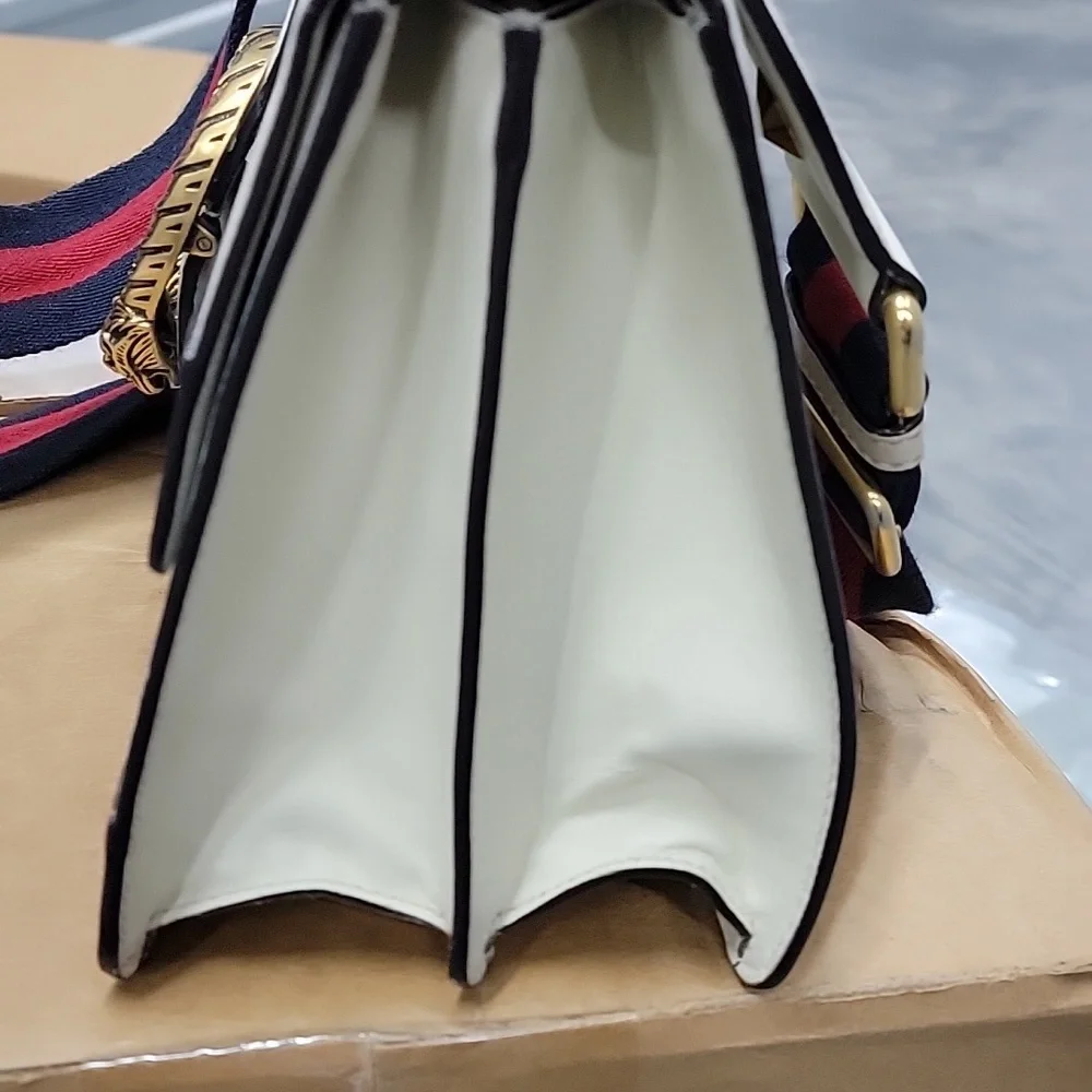 Sold  ! GUCCI DionysusBamboo handle - Picture 5 of 12